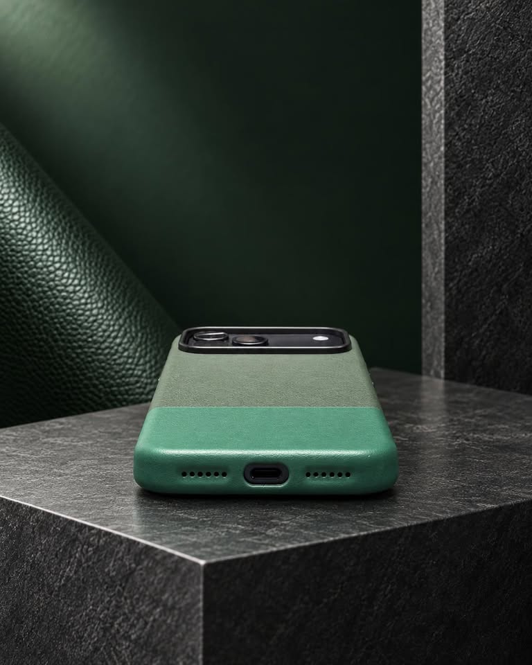 Iphone 17/18 Pro Max Dual-Tone Textured Case – Sage & Emerald Green - Image 3